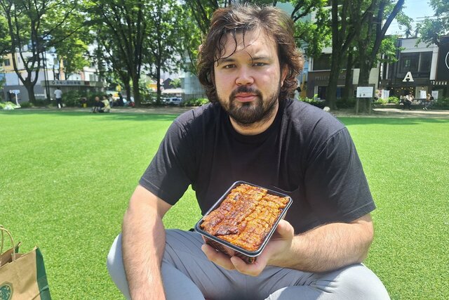 【プロレス】ウルフ・アロン「ファミレス以外では払ってもらうわけにはいかない」　ひつまぶし弁当持参…灼熱のピクニック取材で胸中激白